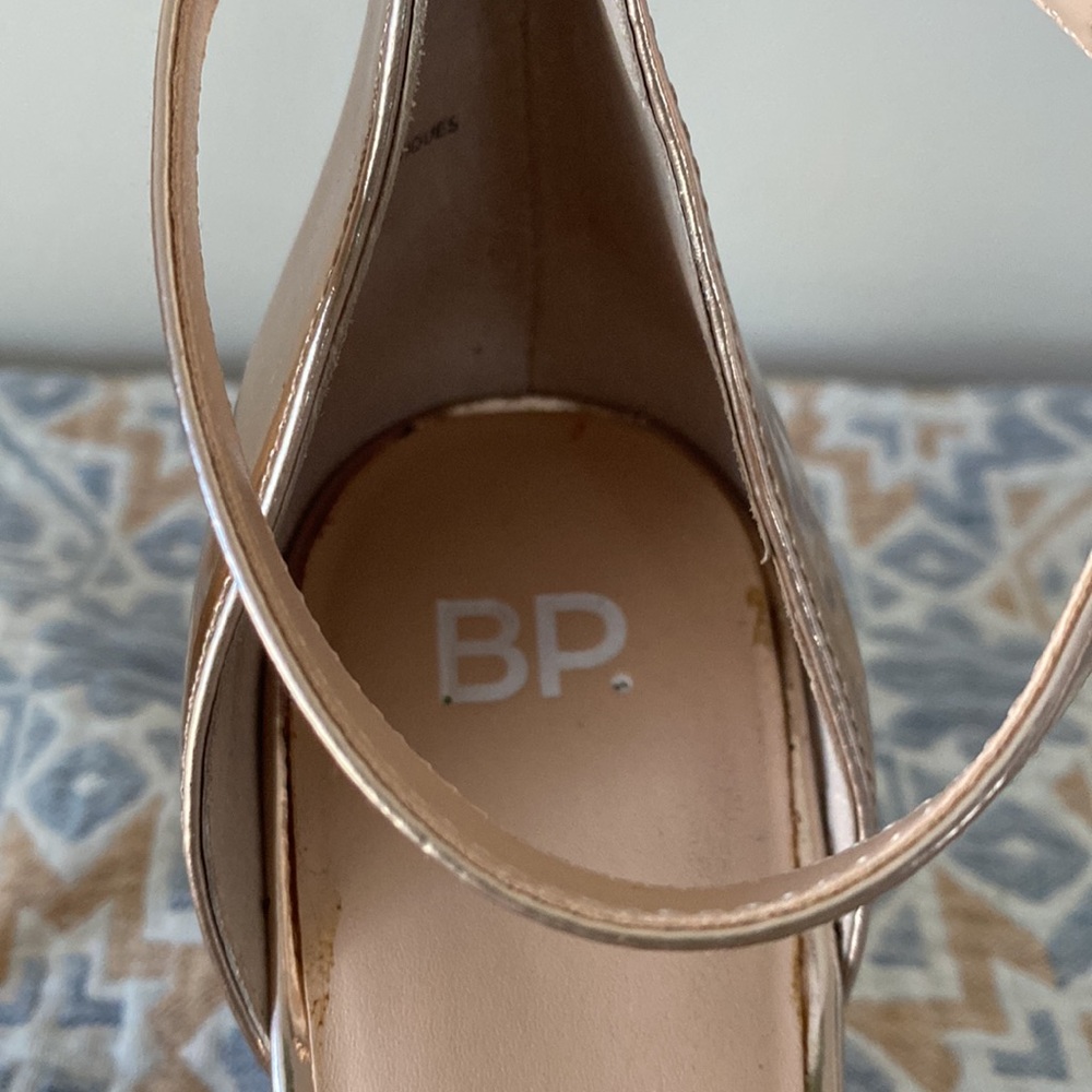 BP. ROSE GOLD HEELS - Picture 6 of 14